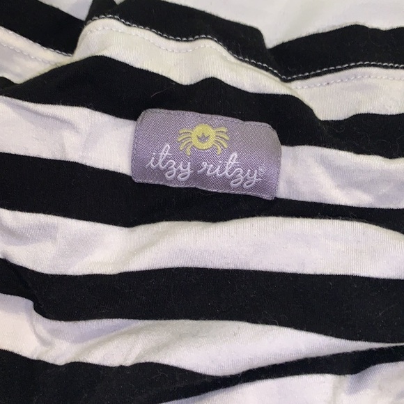 Itzy Ritzy Nursing covers - Picture 2 of 2